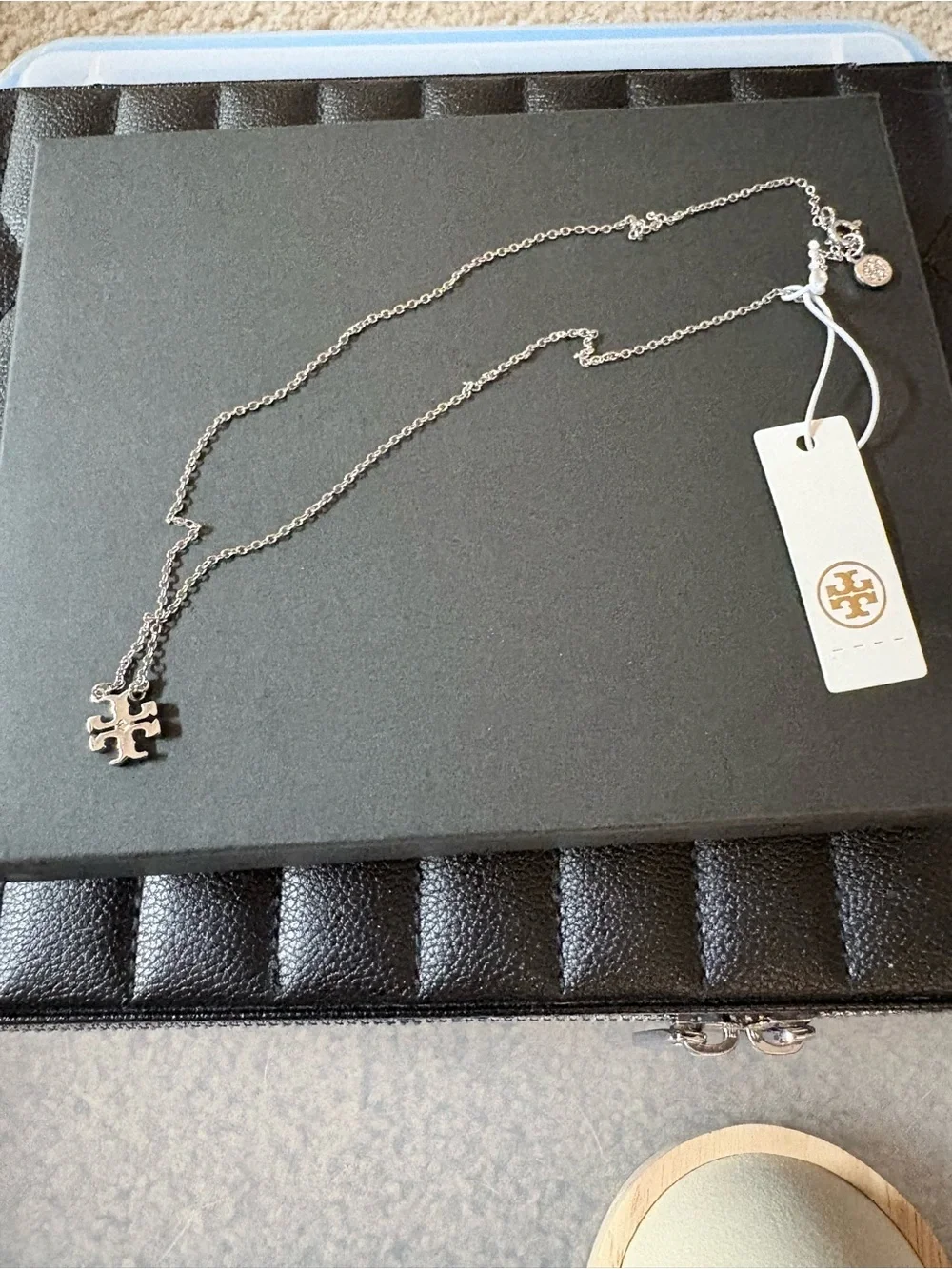 Tory Burch Silver Logo Disc Necklace - Silver